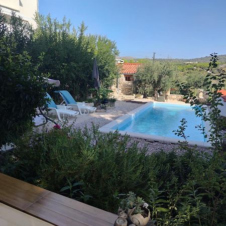 Vacation House Milka Милна Екстериор снимка