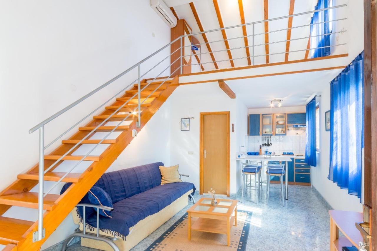 Vacation House Milka Милна Екстериор снимка