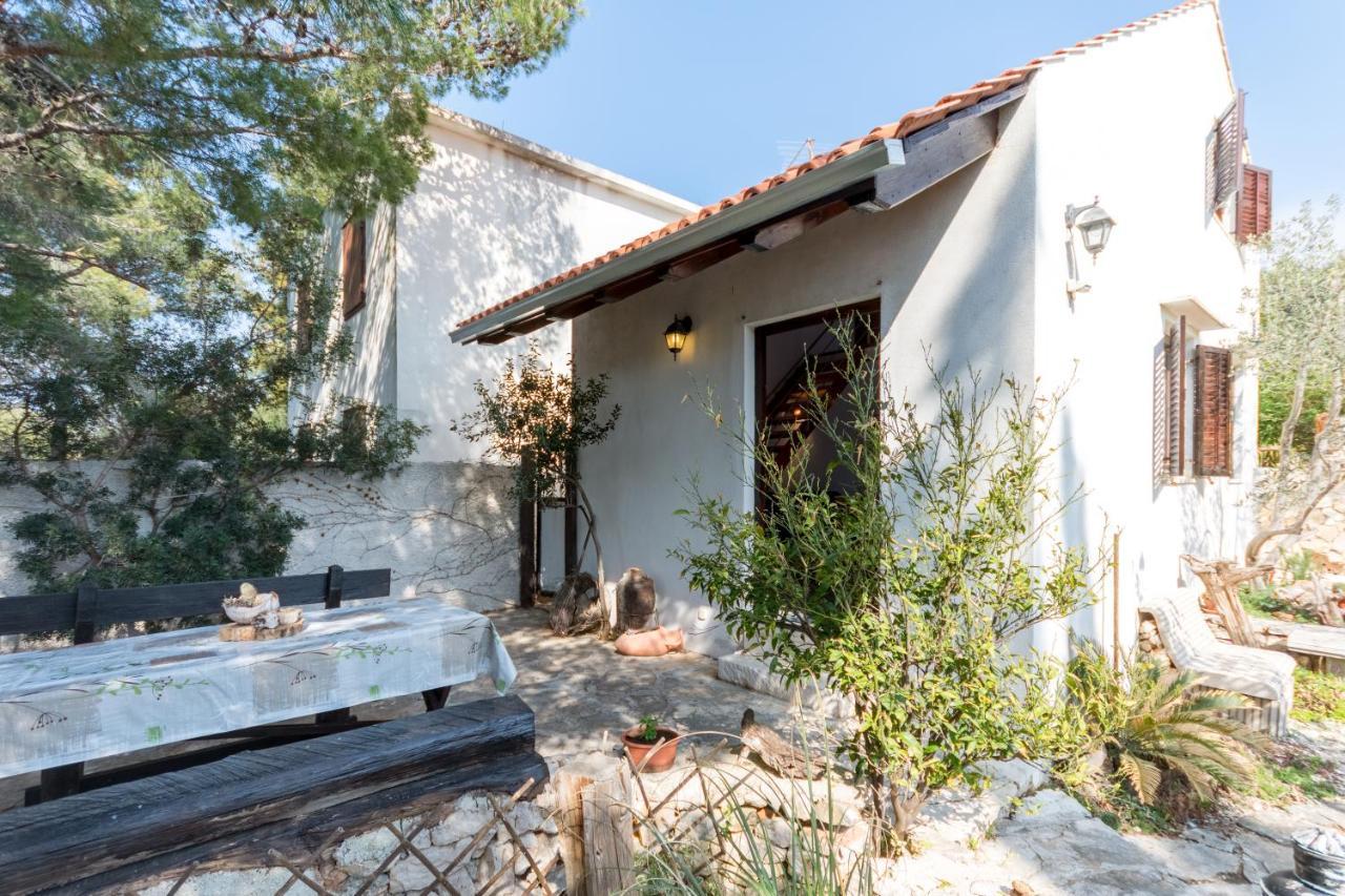 Vacation House Milka Милна Екстериор снимка