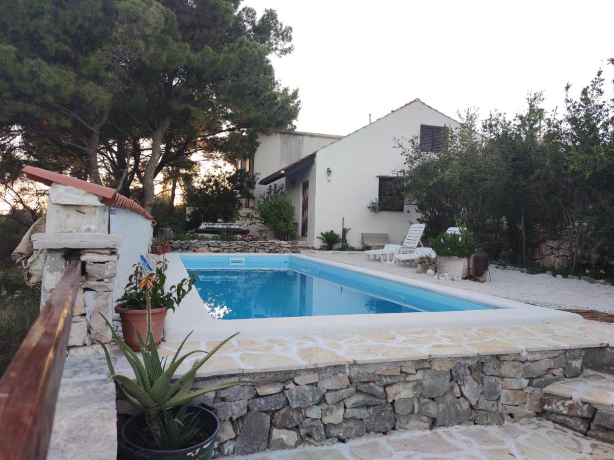 Vacation House Milka Милна Екстериор снимка