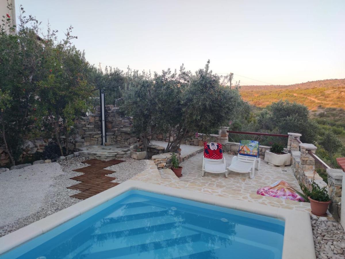 Vacation House Milka Милна Екстериор снимка